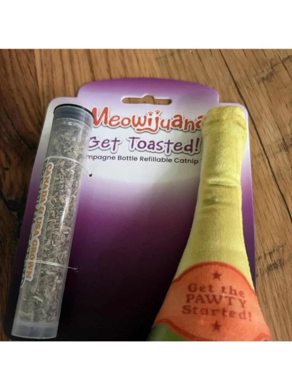 Meowijuana Get Toasted Cat Toy Premium Catnip Refillable New